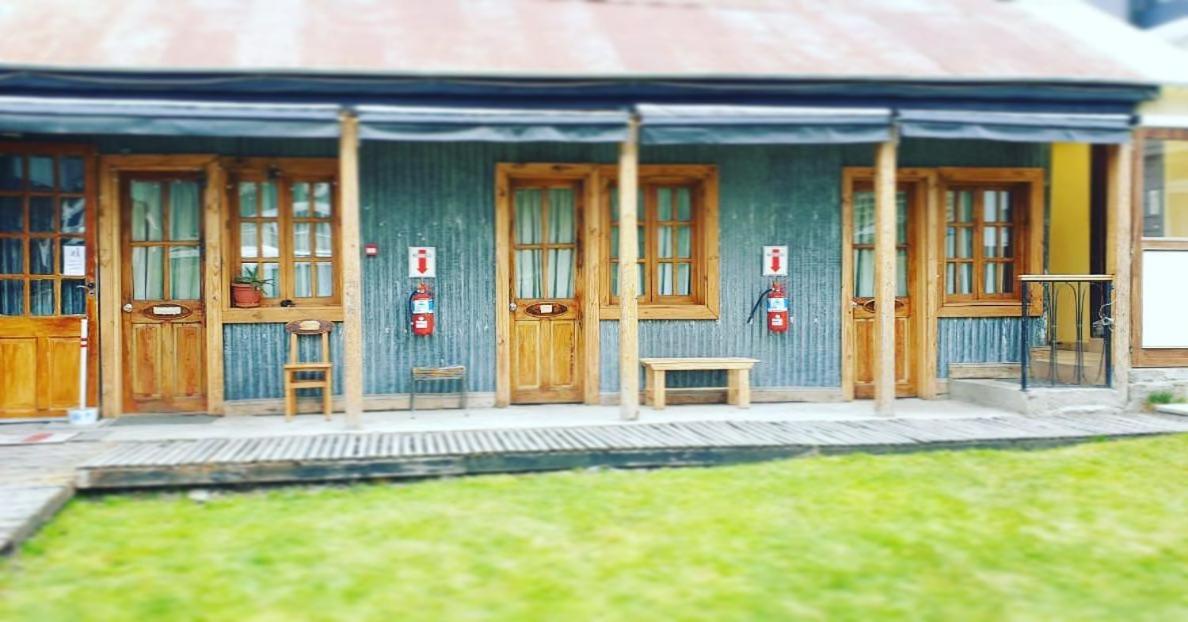 Lo De Momo Alojamiento Turistico Pansiyon Ushuaia Dış mekan fotoğraf